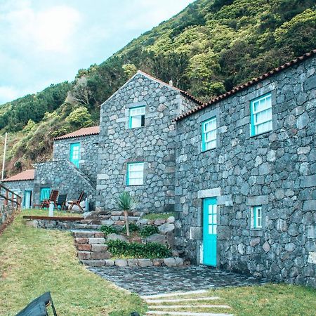 Calheta  Abrigo Da Cascata - Casas De Campo - Sao Jorge מראה חיצוני תמונה